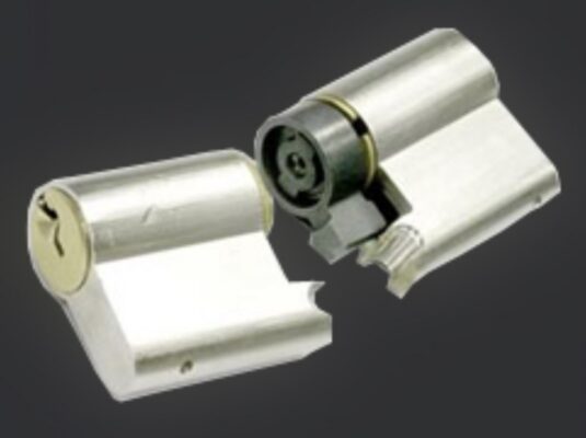 Anti Snap Lock Fitting London: Secure Your Home Against Snap Attacks in 2026
